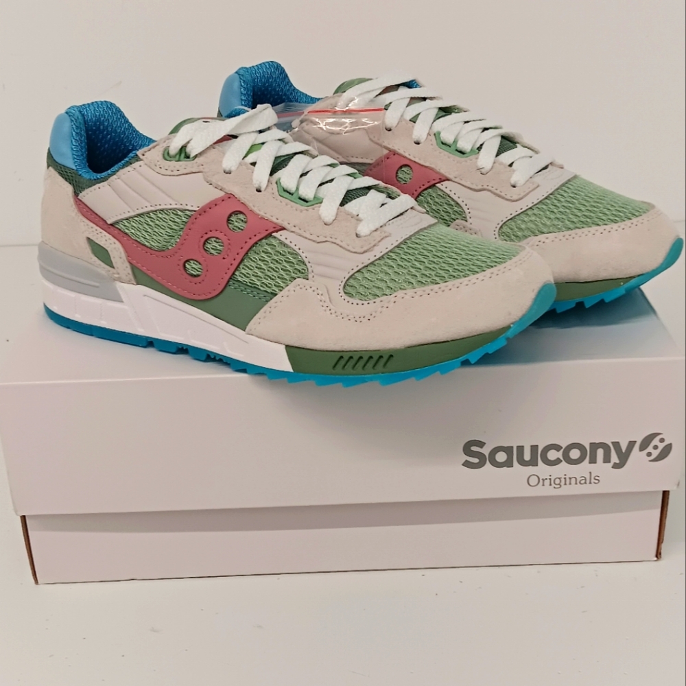 Saucony Men's Shadow 5000 Galapagos Low Top Sneakers - White/Multi